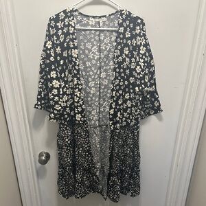 Maurices Black and White Floral Kimono Cardigan